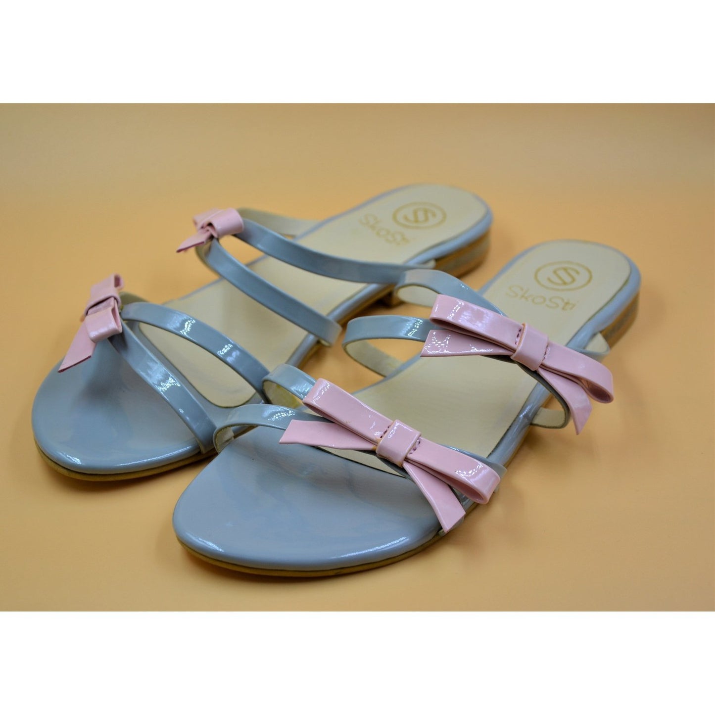 Winsome Flats