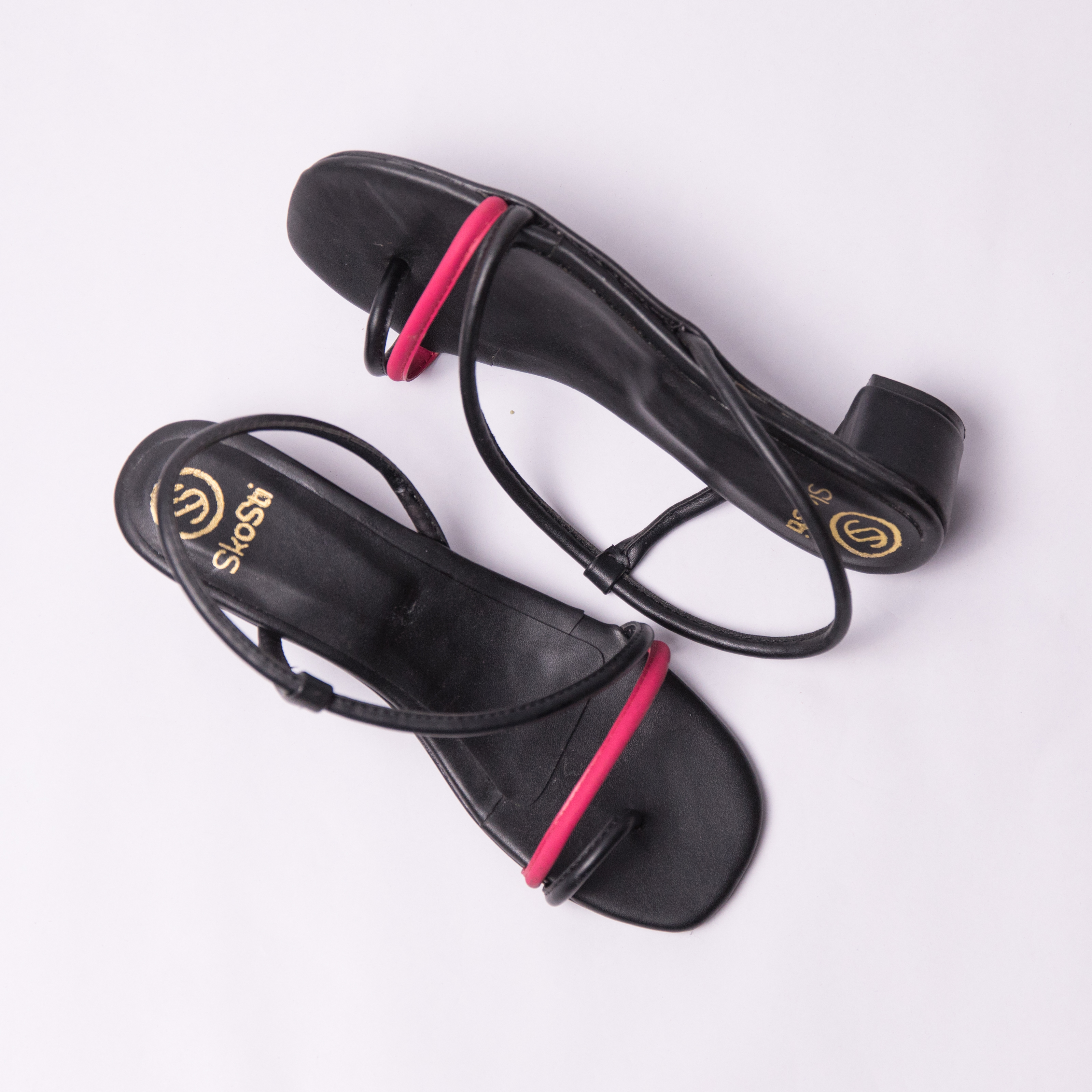 Buy online Black Closed Back Sandals from heels for Women by Glitzy Galz  for ₹949 at 27% off | 2024 Limeroad.com